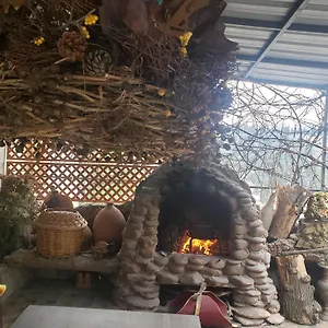 Проживание в семье In House, Тбилиси